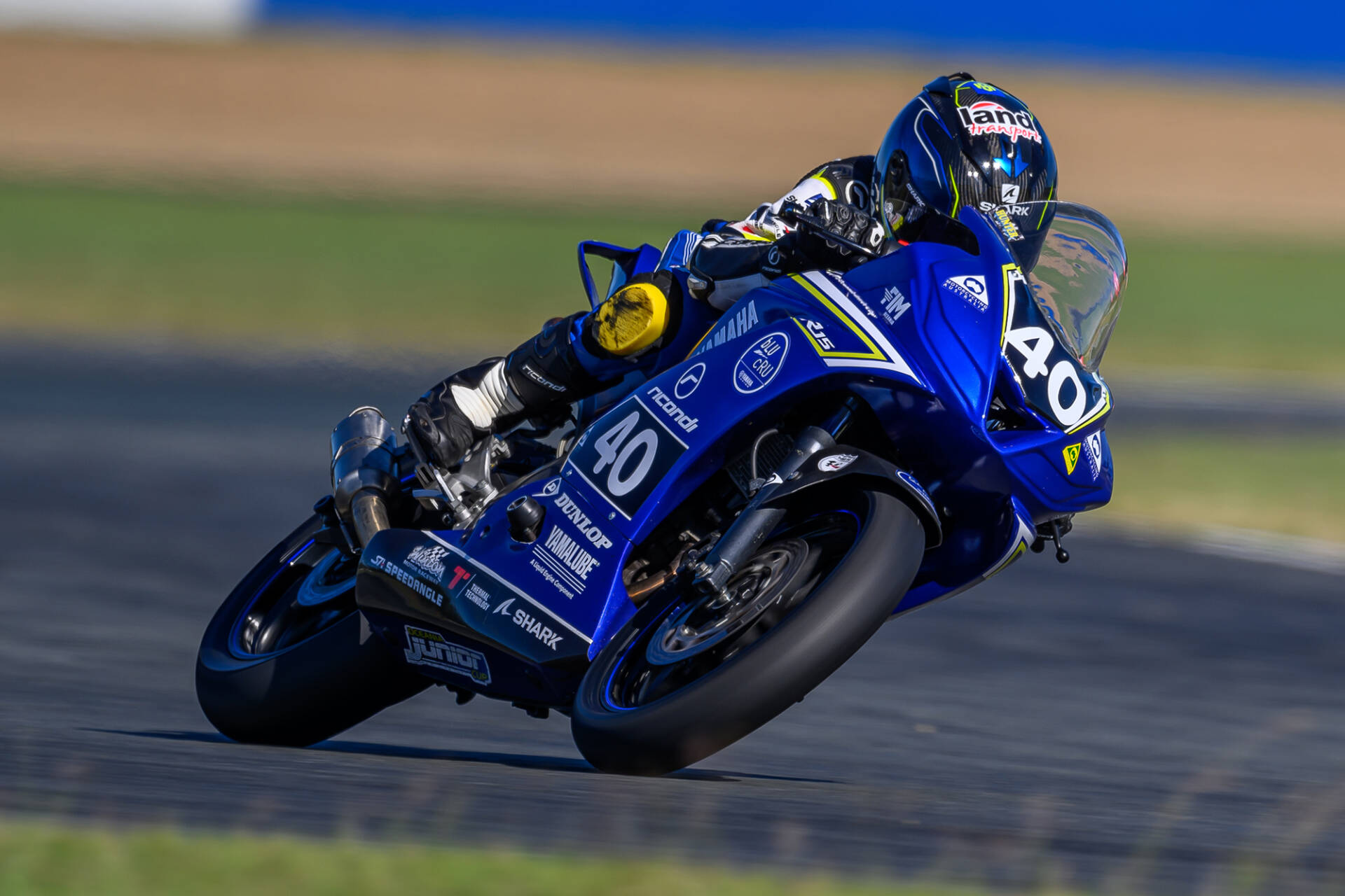 Jones sets Queensland Raceway alight in ASBK Superbike qualifying
