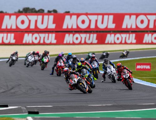 Nahlous and Voight burst out of the ASBK blocks at Phillip Island