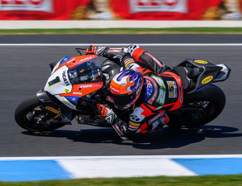 Voight edges out Dunker for ASBK pole position at Phillip Island